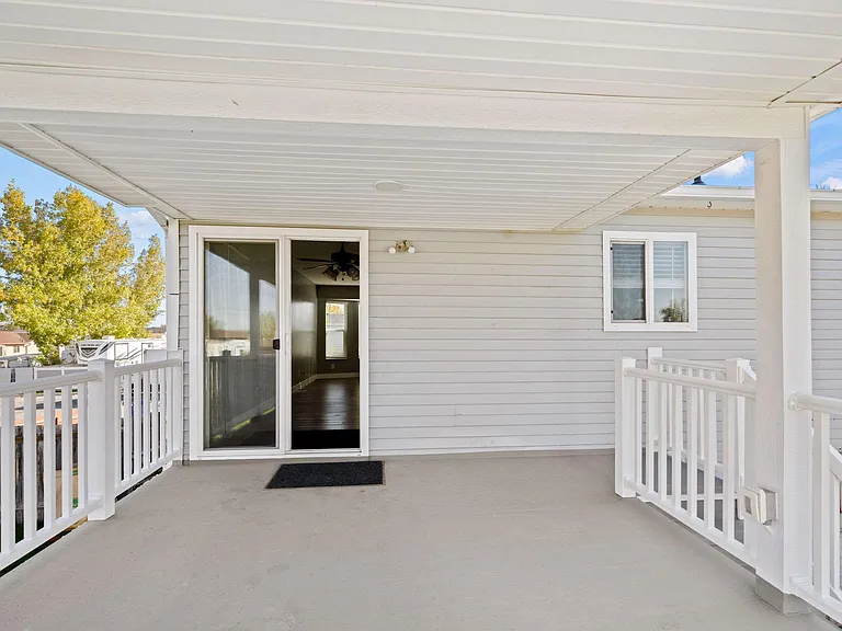 4878 W Parr Dr — Photo 4