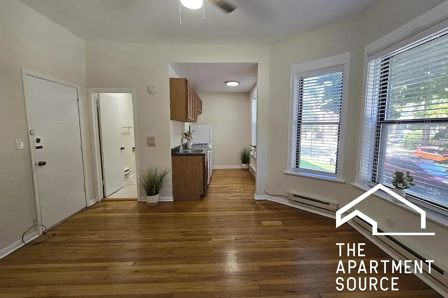 1 bed, 650 sqft, $1,995 — Photo 2