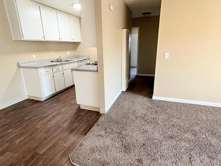 Granite Springs — Photo 15