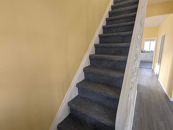 4th image of 3270 Greenwood Ave