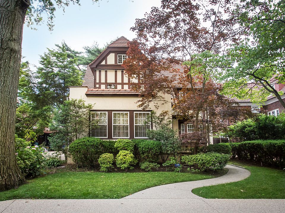 1st image of 81 Puritan Ave