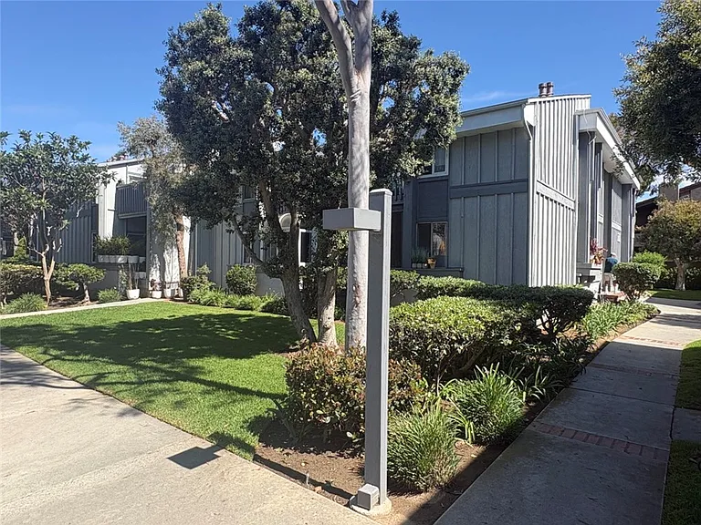 16982 Pacific Coast Hwy — Photo 1