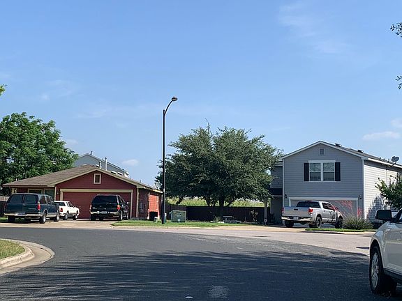 5th image of 3401 Sand Dunes Ave