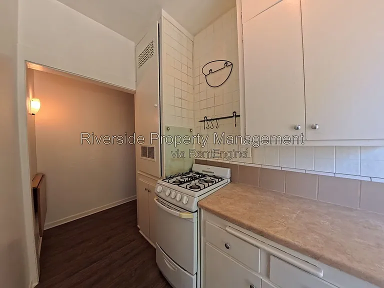 4566 Orange St #8 — Photo 15