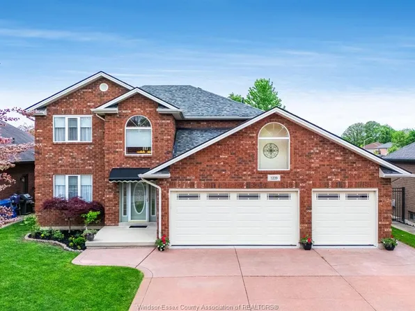 1239 Radcliff Ave, Windsor, ON N8P 1P2