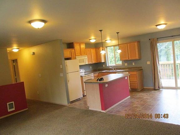 4th image of 2650 Connecticut Pl E