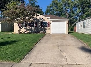 674 Bell Ave, Elyria, OH 44035