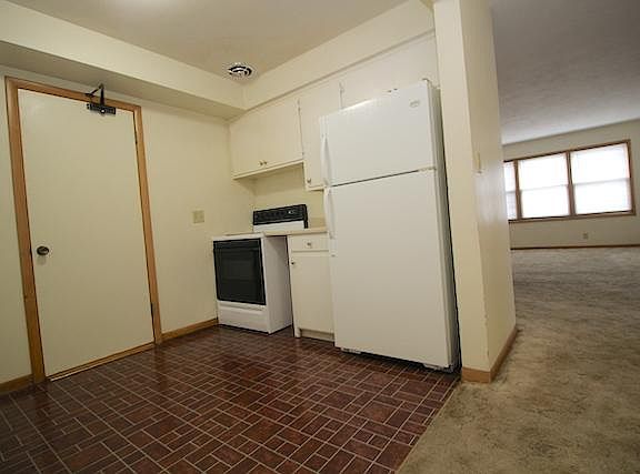 5th image of 1310 A St #3