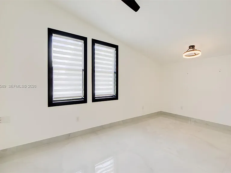 17101 SW 48th St — Photo 17