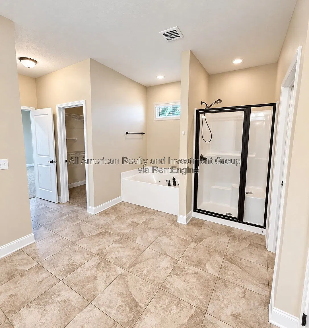 4 bed, 2.0 bath, 2117 sqft, $2,300 — Photo 3