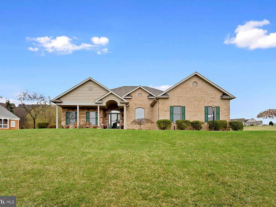 7025 Sandwich Ln, Fayetteville, PA 17222 Zillow