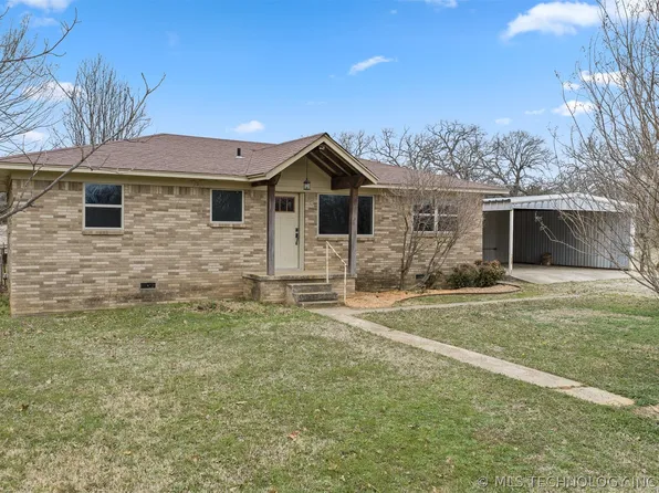 1411 Newport Rd, Lone Grove, OK 73443