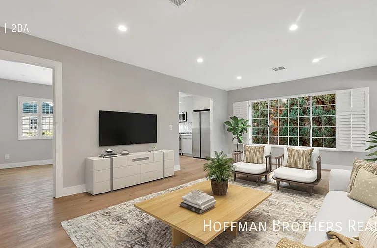 646 Hauser Blvd — Photo 1