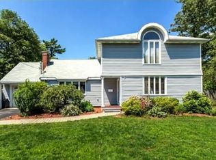 147 Pond St, Sharon, MA 02067
