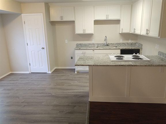 3rd image of 3507 Biscay Dr