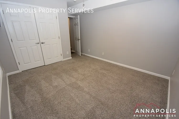 1101 Primrose Ct #302 — Photo 15