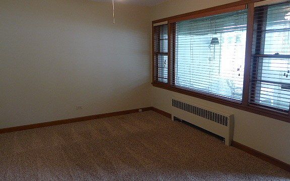 5th image of 9600 S Central Park Ave