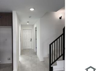 384 NW 12th Pl, Florida City, FL 33034