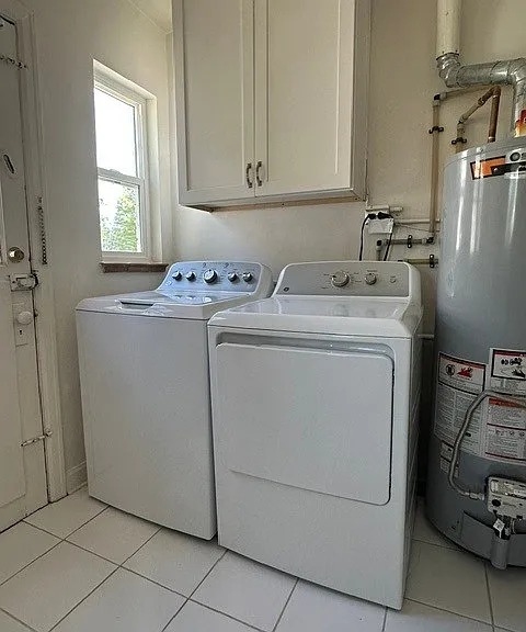 laundry 6' x 9' with pantry