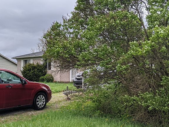 2nd image of 10600 N Faye Ave