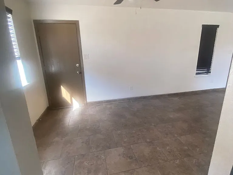 2908 Los Amigos Ct #A — Photo 5