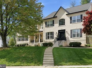 11801 Dinwiddie Dr, Rockville, MD 20852