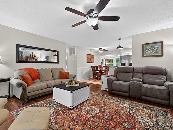 5th image of 3 Polido Ln