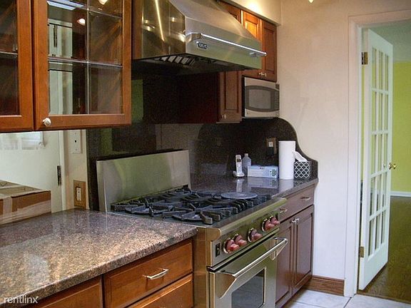 Kitchen b