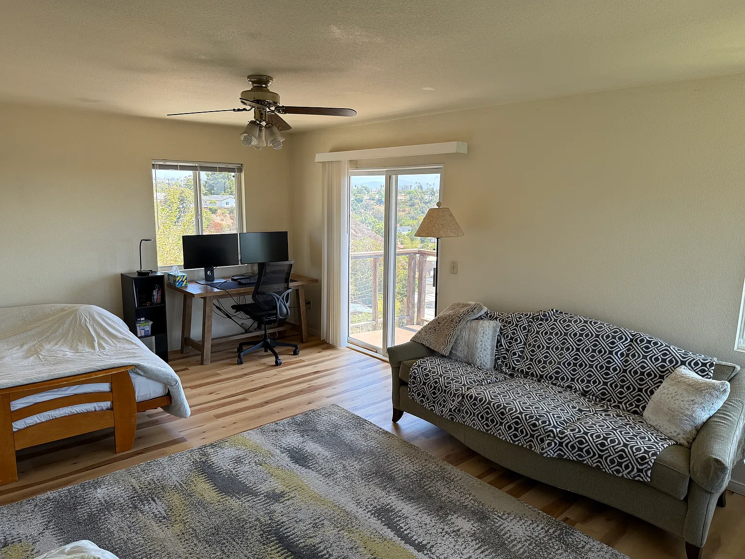 5489 Dorothy Dr — Photo 2