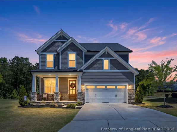 64 Comfort Ct, Fuquay Varina, NC 27526