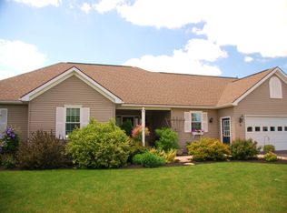 16 Bridge Cir, Avon, NY 14414