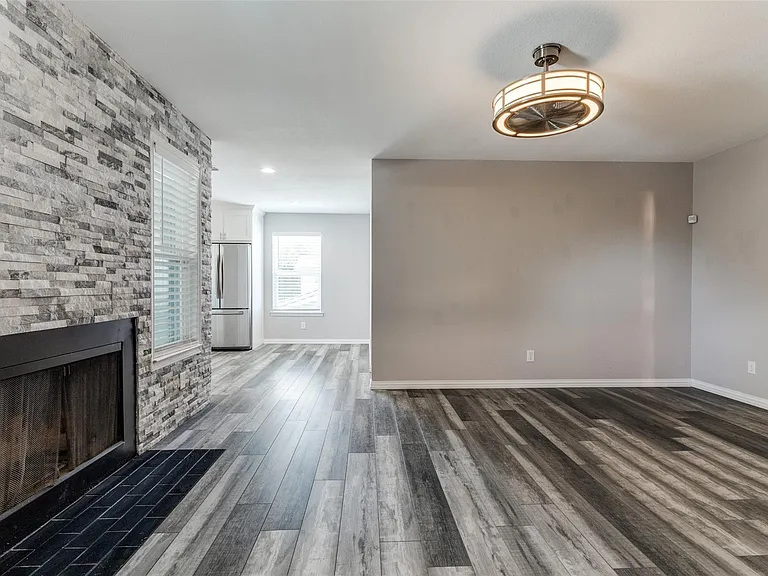 606 Ridgeline Dr — Photo 7