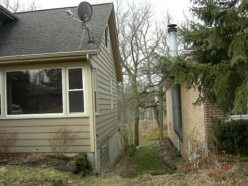 3rd image of 603 S Oakwood Ave