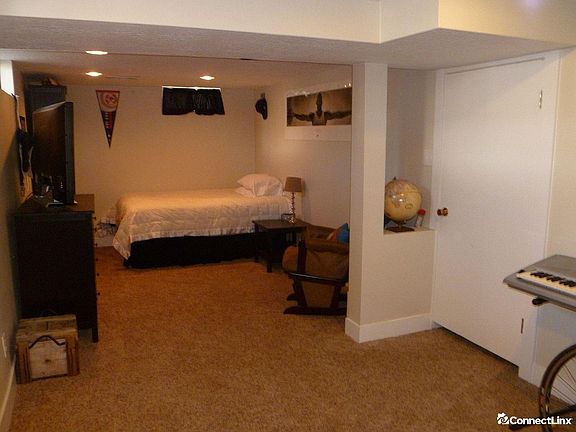 4th image of 1004 W Sterling Dr
