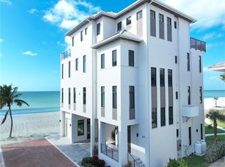 109 Kaula LN, Bonita Springs, FL