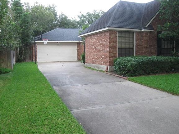 2nd image of 23106 Winding Knoll Dr