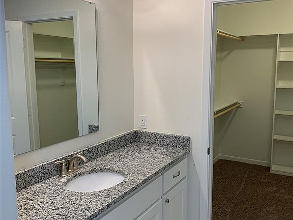 5th image of 3511 Brookstone Dr