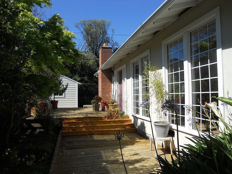1st image of 2061 Willow Way