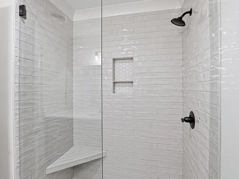 300 Kimberly Dr — Photo 17