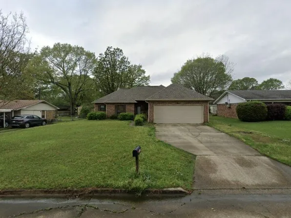 4713 Markwood Dr, Texarkana, AR 71854