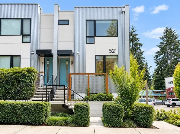521 Madrona Way NE #32, Bainbridge Island, WA 98110