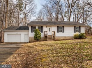 4050 Oak St, Huntingtown, MD 20639