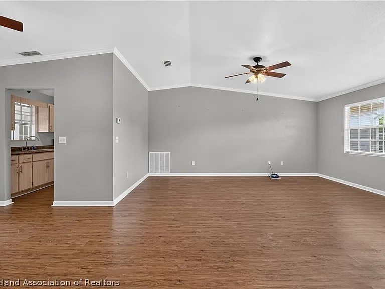 3205 Monza Dr — Photo 3