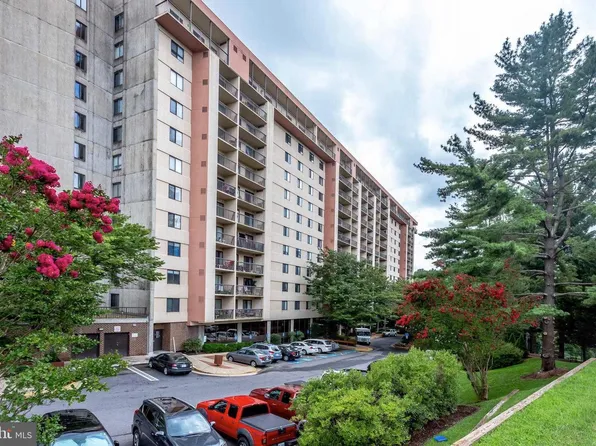 3800 Powell Ln APT 519, Falls Church, VA 22041