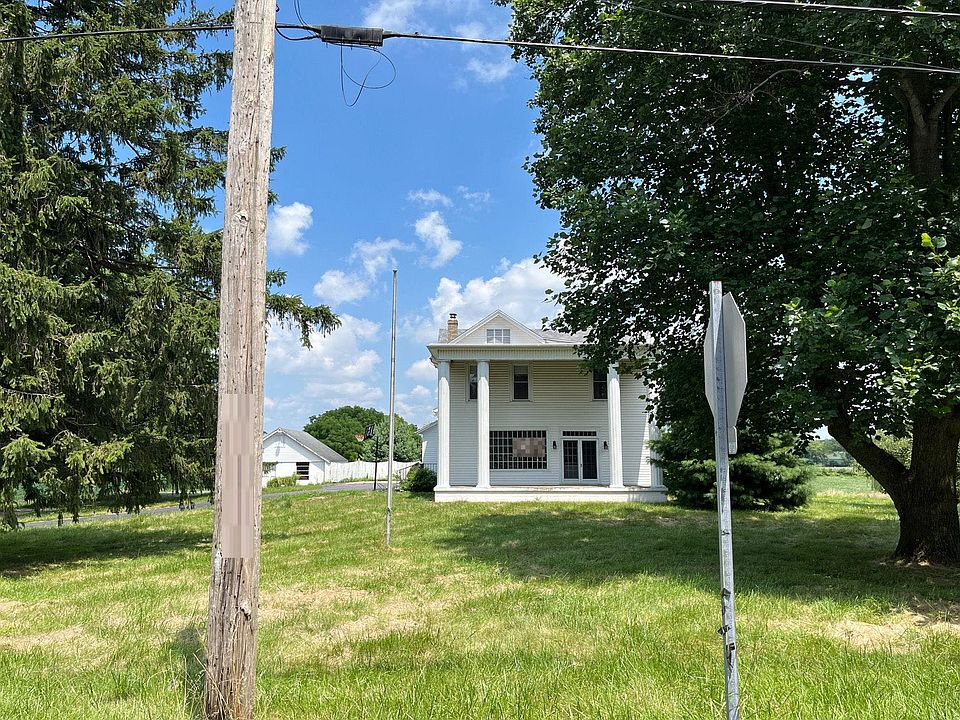 1536 W 12th St, Connersville, IN 47331 Zillow