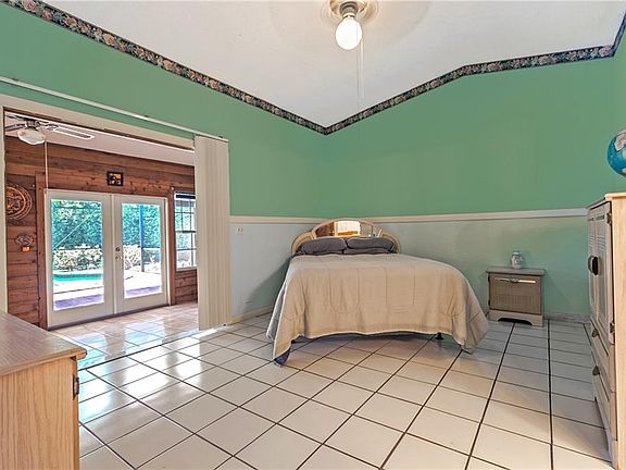 3rd image of 1658 Pam Cir