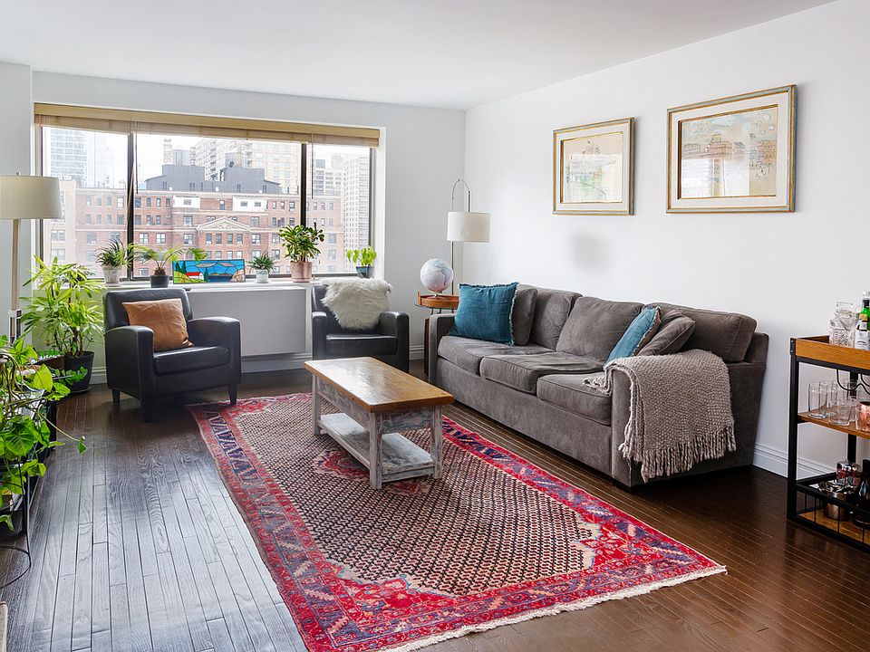 1st image of 211 W 71st St APT 15B