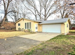 123 N 46th Ave, Yakima, WA