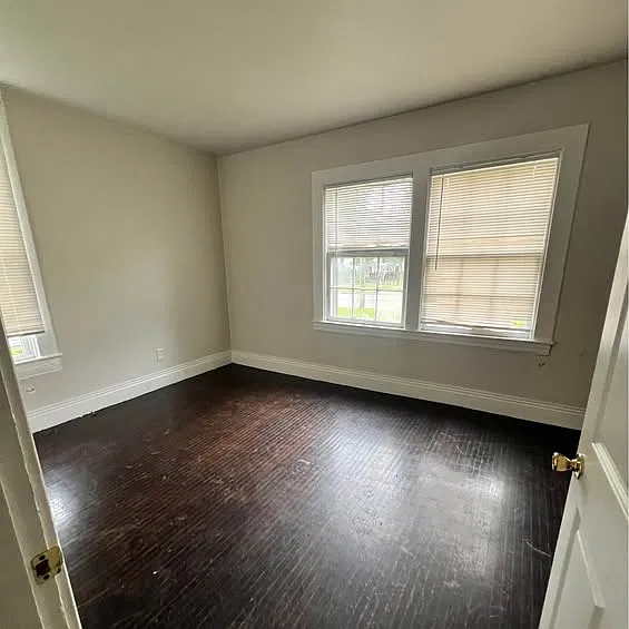 2 bed, 960 sqft, $1,200 — Photo 3