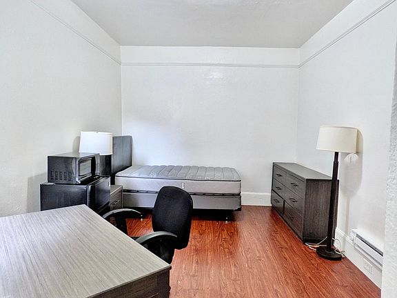 2nd image of 1000 Bush St #226